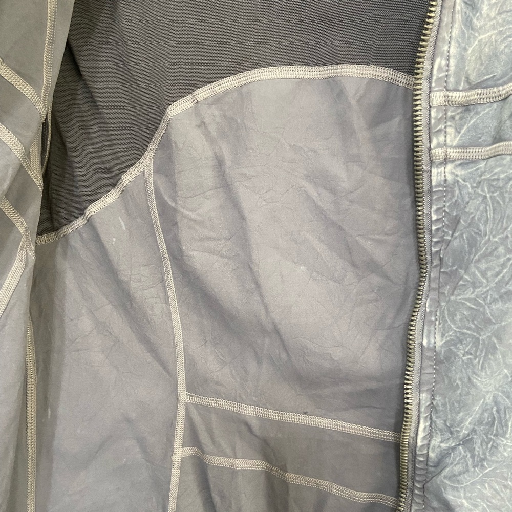 Lululemon Define Jacket - Picture 4 of 11